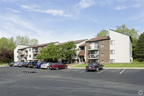 2 Bedrooms. . Okemos station apartments